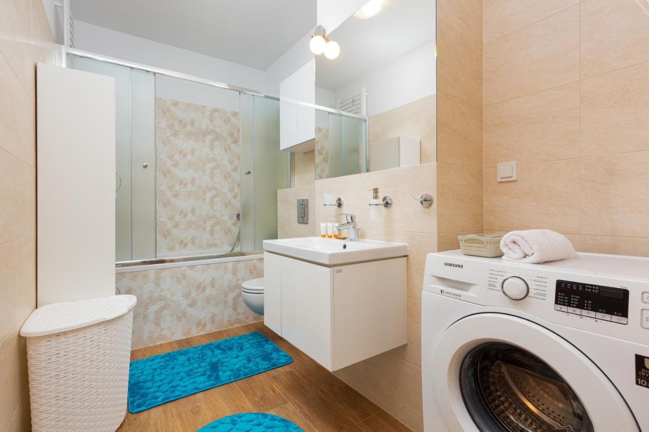 Mokotow Business Center Apartments By Noclegi Renters Warsaw Ngoại thất bức ảnh